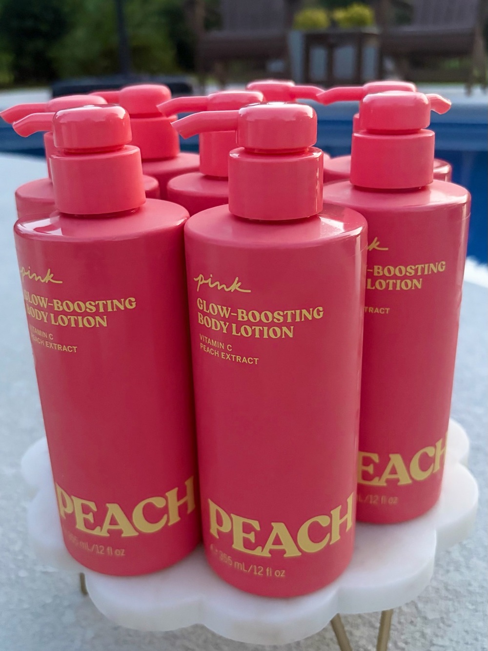 PINK Victoria’s Secret - 12oz PEACH - Glow Boosting Body Lotion - Picture 3 of 11